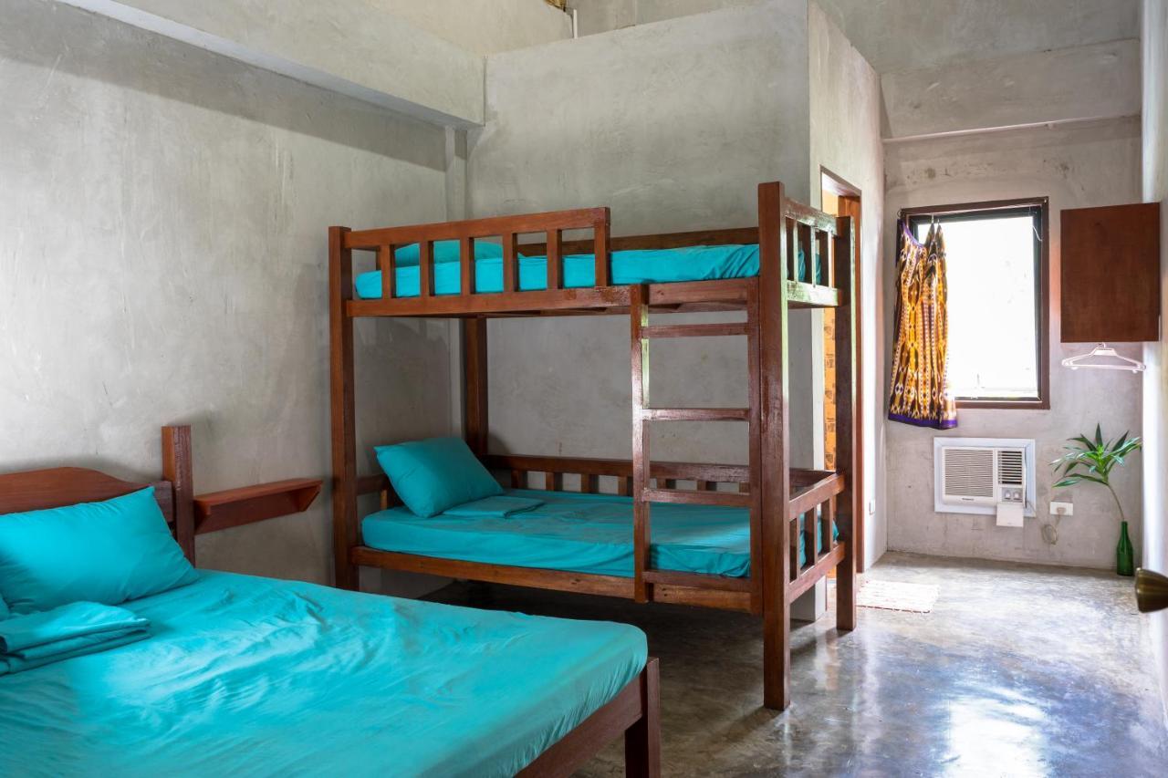 Sinag Hostel (Adults Only) General Luna  Exterior photo